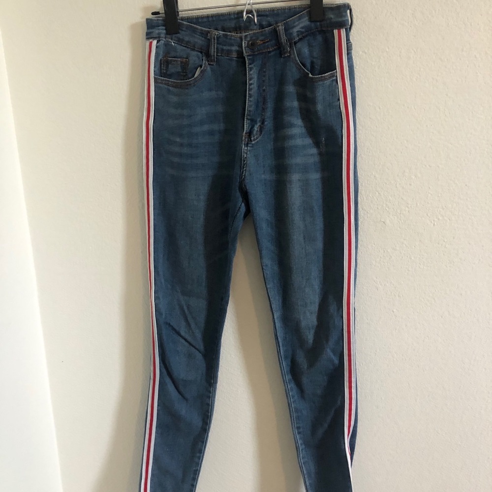 High waisted jeans